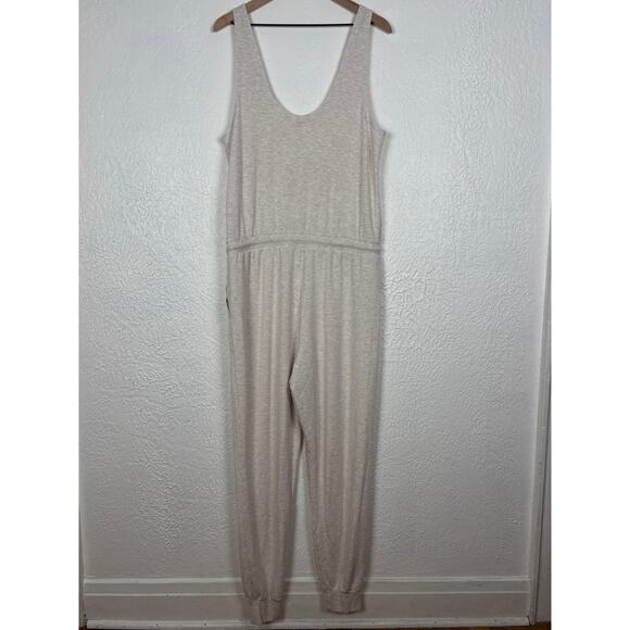 Athleta Balance Jumpsuit Size XL Tall - Picture 3 of 5